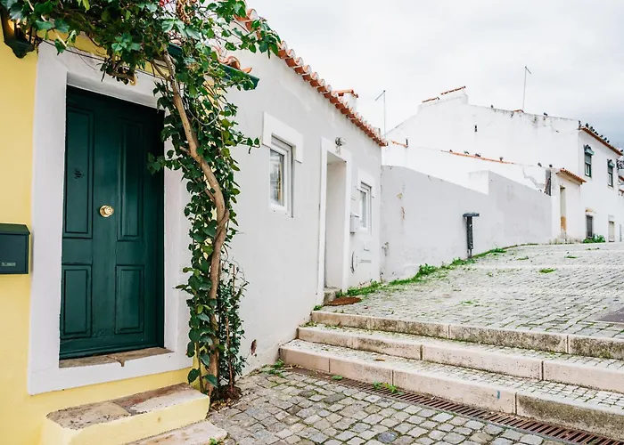 Cozy Yellow House Bairro Alto Casa vacanze *